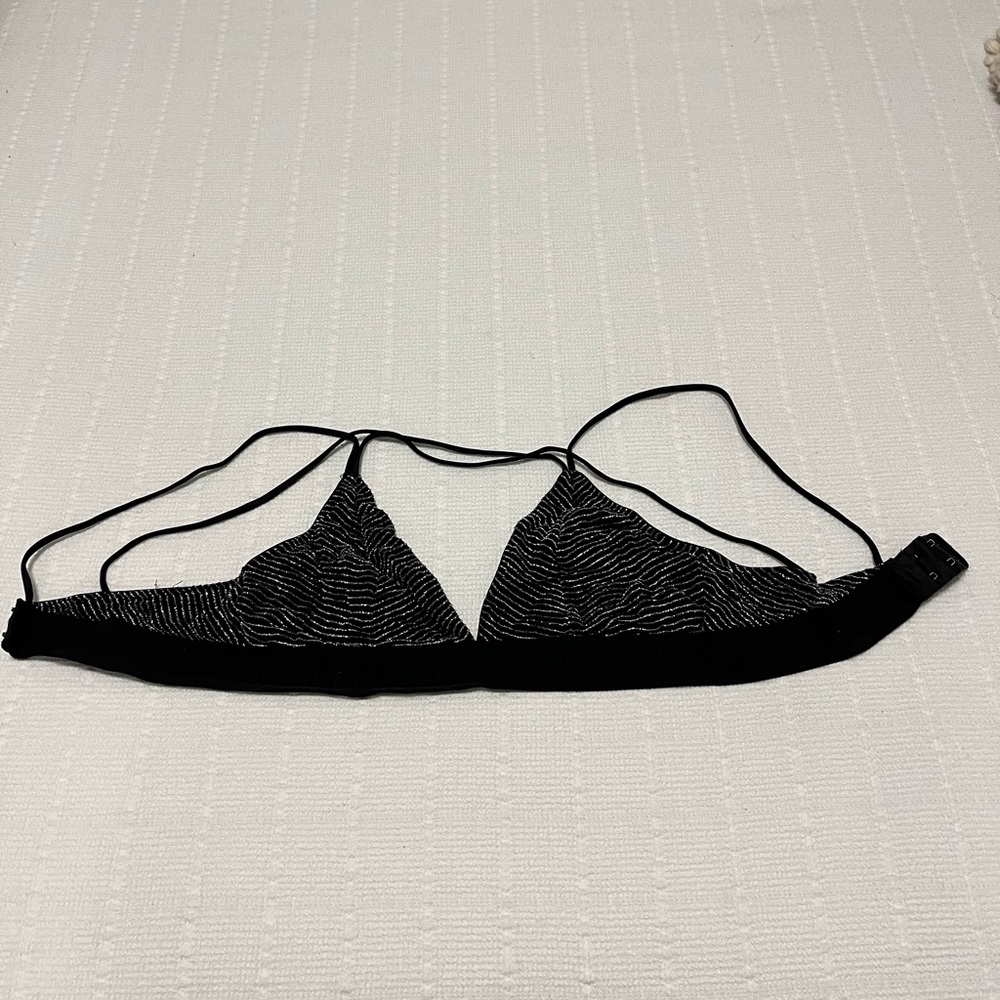 Victoria’s Secret pink bralette medium